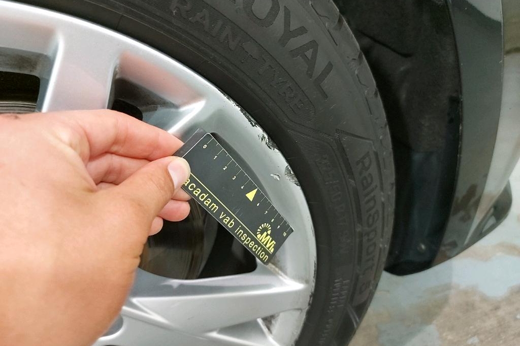 Audi A4 Avant 2017 photo 21