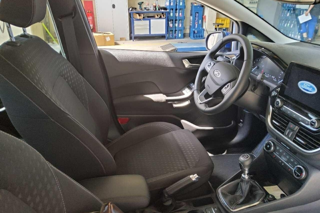 Ford Fiesta 2020 фото 3