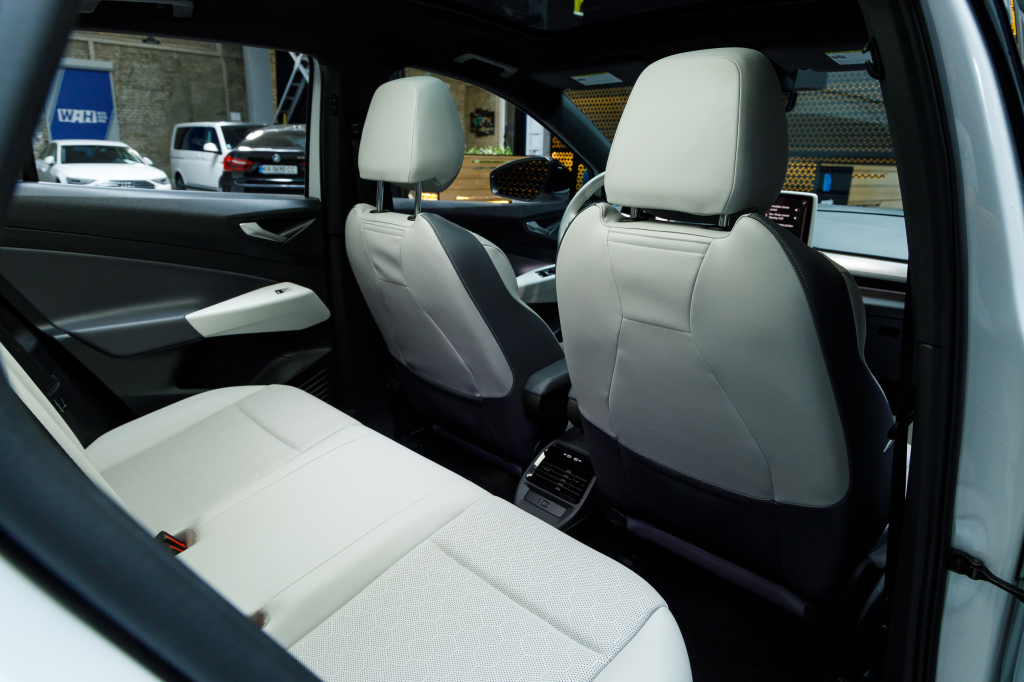 Volkswagen ID.4 1ST Edition 2021 фото 32