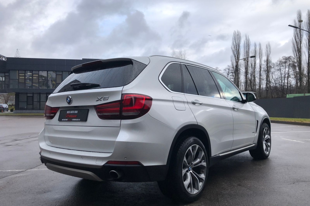 BMW X5 2014 фото 4