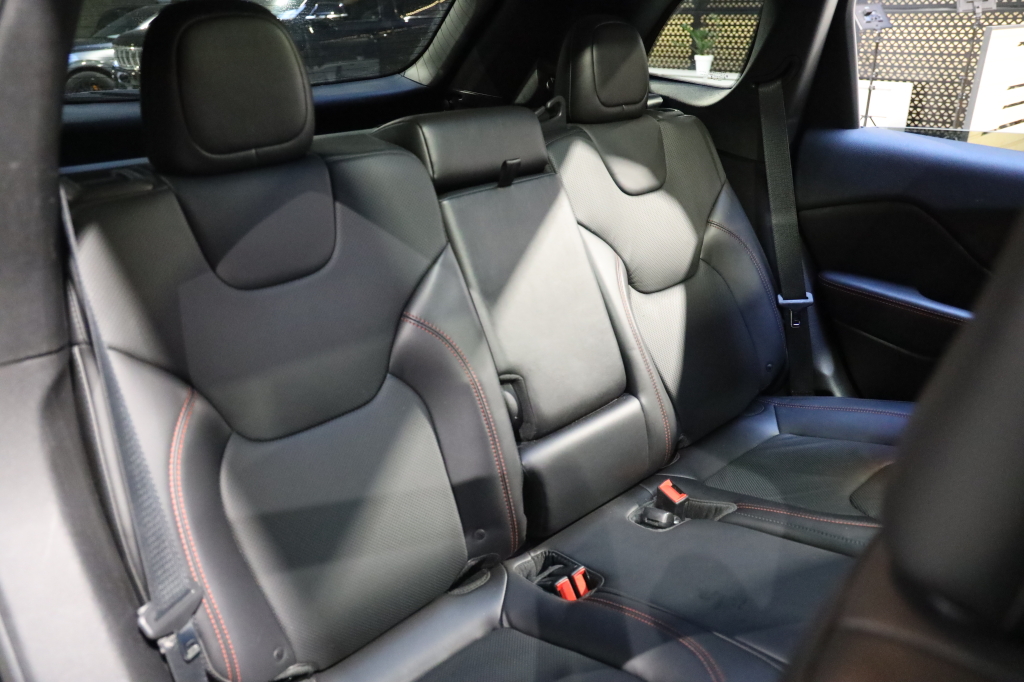 Jeep Cherokee 2019 фото 15