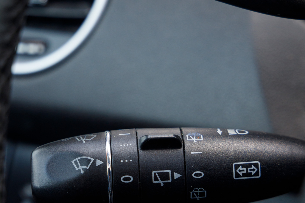 Mercedes-Benz ML 350 2011 photo 20