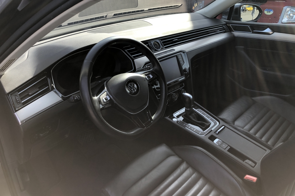 Volkswagen Passat B8 4Fourmotion HIGHLINE 2016 photo 13