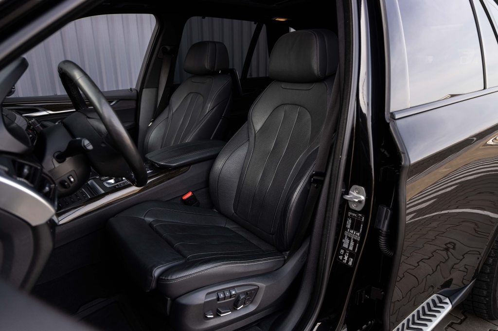 BMW X5 2017 фото 17