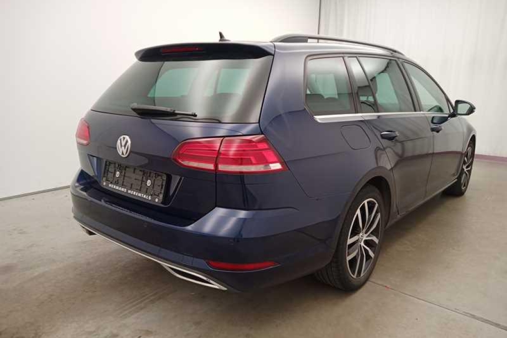 Volkswagen Golf Variant 2017 photo 1