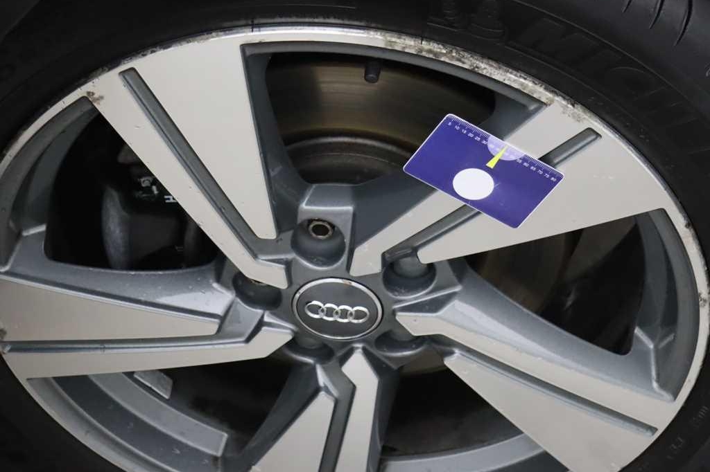 Audi Q2 2017 фото 26