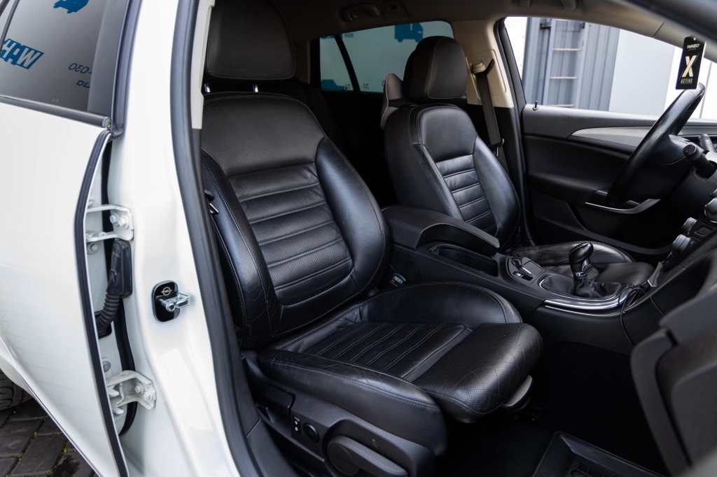 Opel Insignia 2014 фото 30