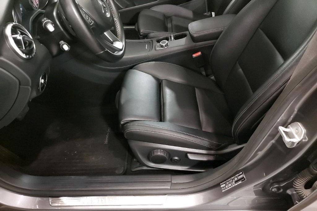 Mercedes-Benz CLA-Klasse 2016 photo 29