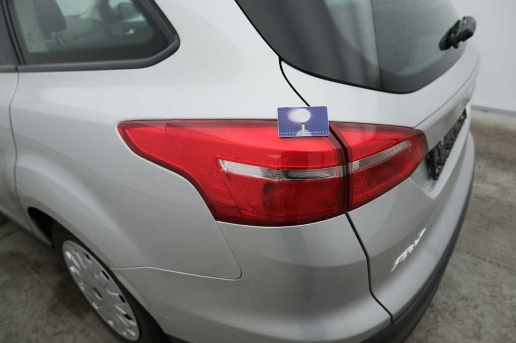 Ford Focus Tunier 2016 фото 13