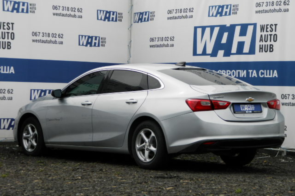 Chevrolet Malibu LE 2018 фото 3