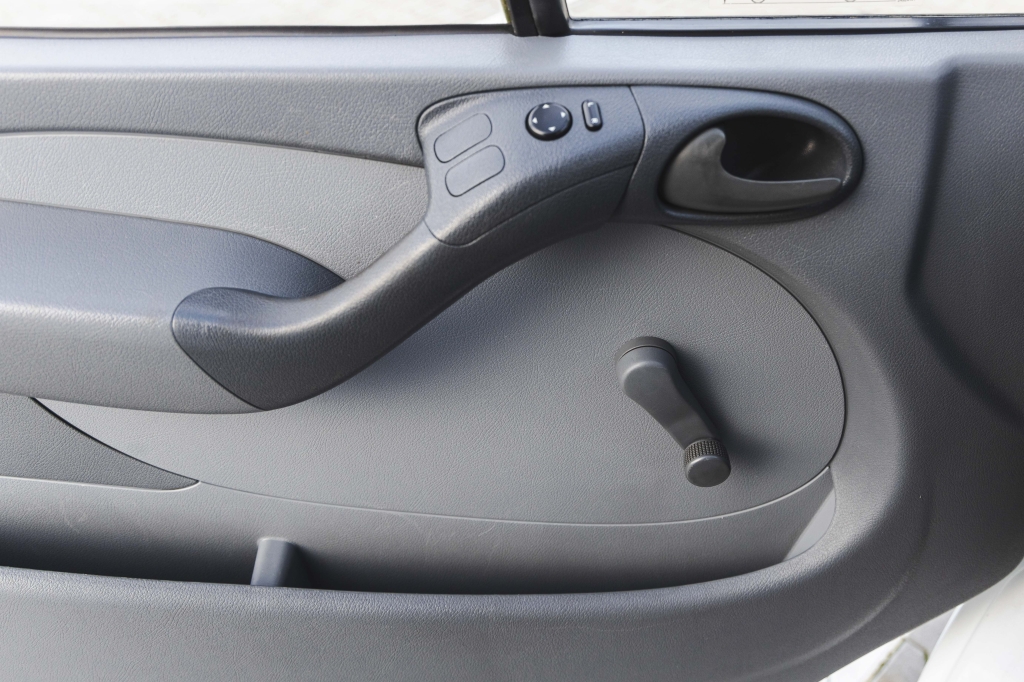 Mercedes-Benz Sprinter 2004 фото 16