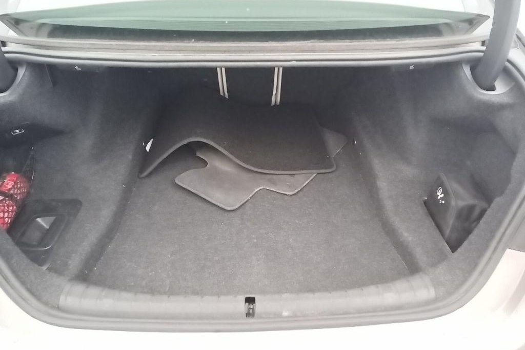 BMW 5 Series 2017 фото 1