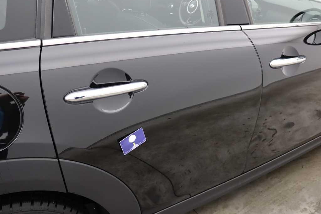 MINI One 2018 photo 9