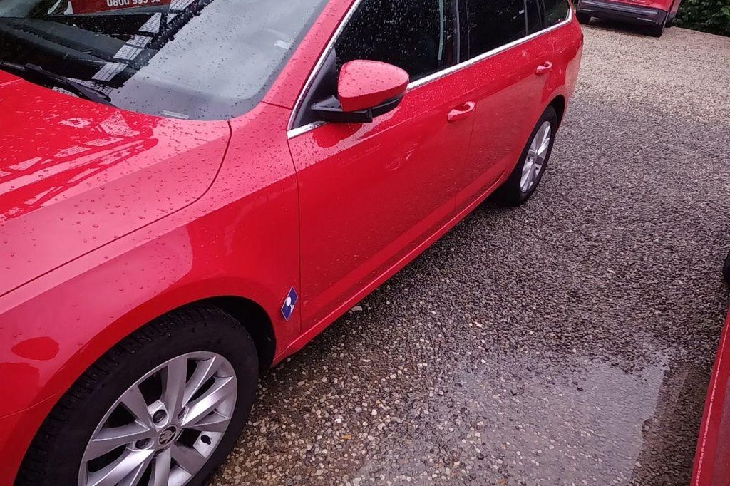 Skoda Octavia Combi 2017 photo 34