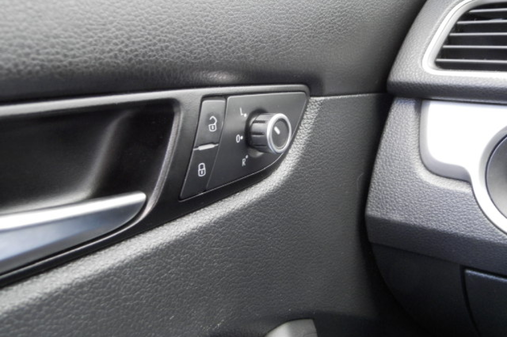 Volkswagen Passat B7 2013 фото 20