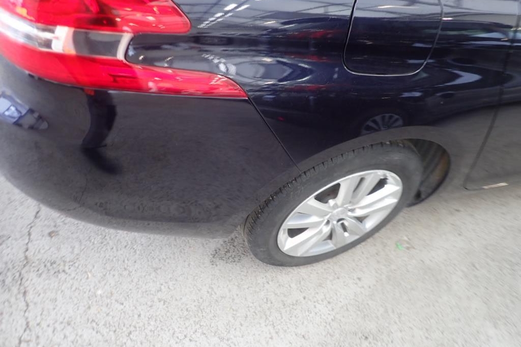 Peugeot 308 2018 фото 41