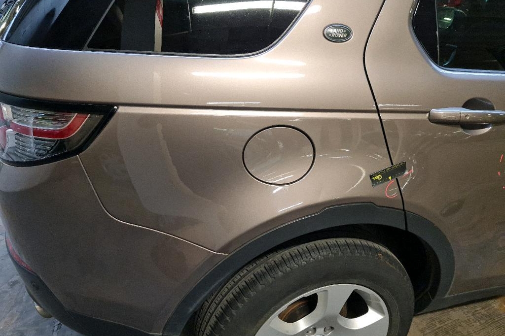 Land Rover Discovery Sport 2017 photo 33