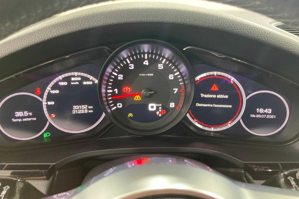 Porsche Cayenne 2018 фото 6