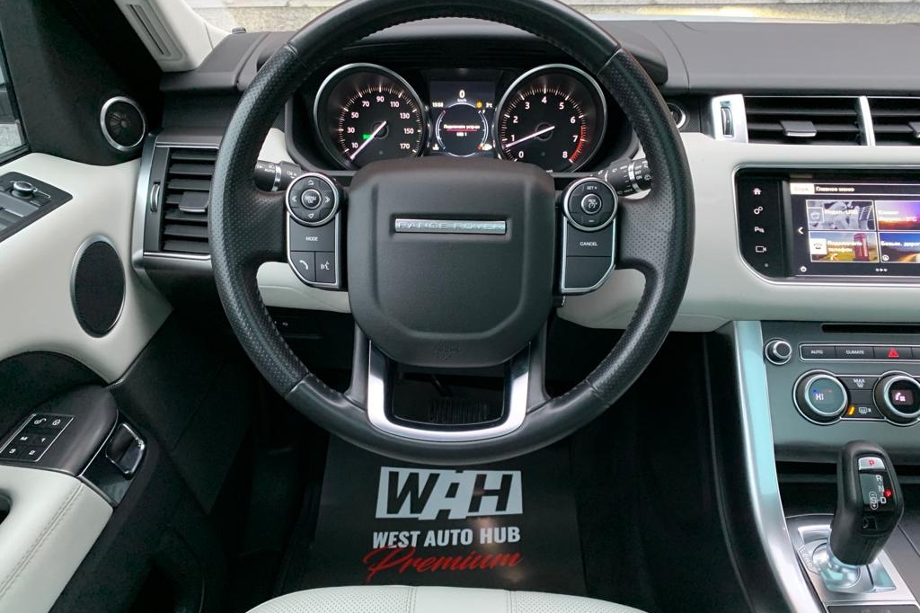 Land Rover Range Rover Sport 2016 фото 9