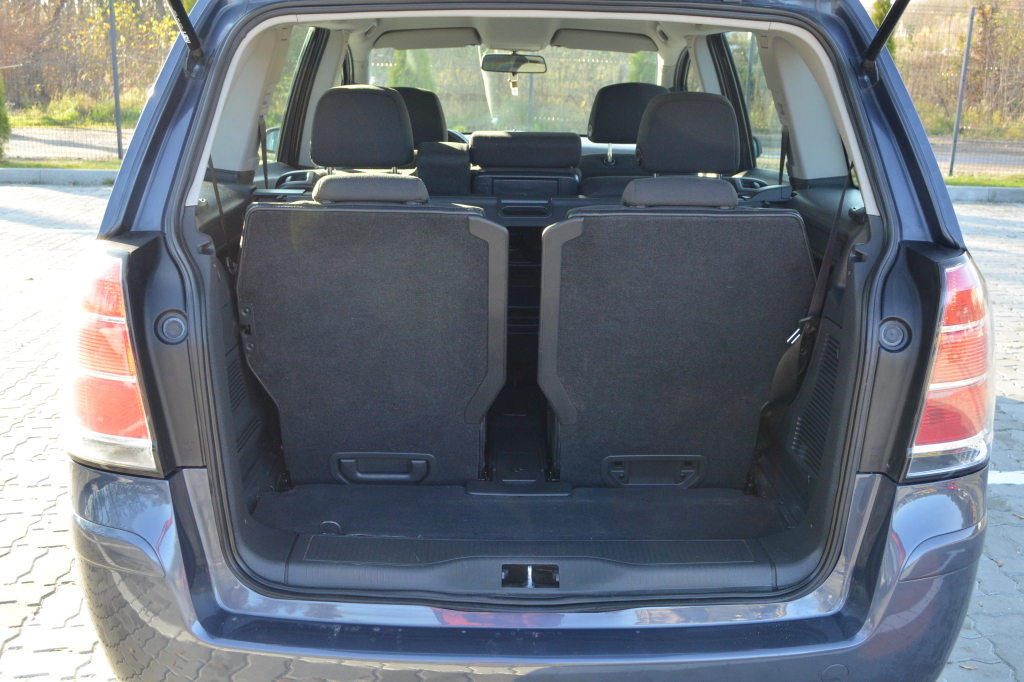 Opel Zafira photo 20