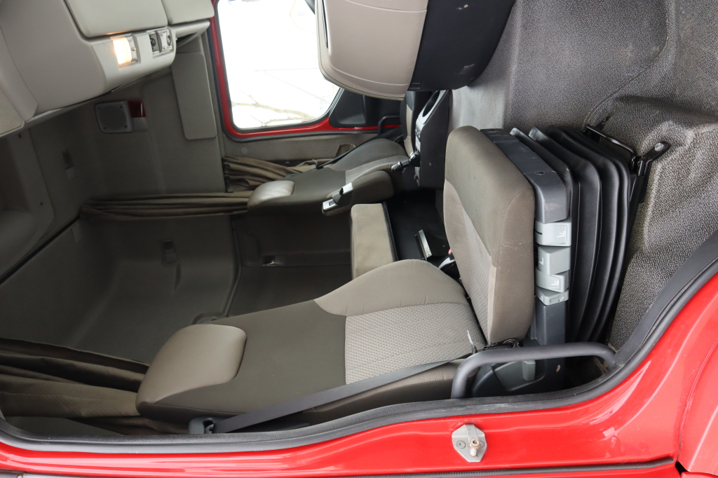 Renault Premium 460Dxi 2012 photo 12