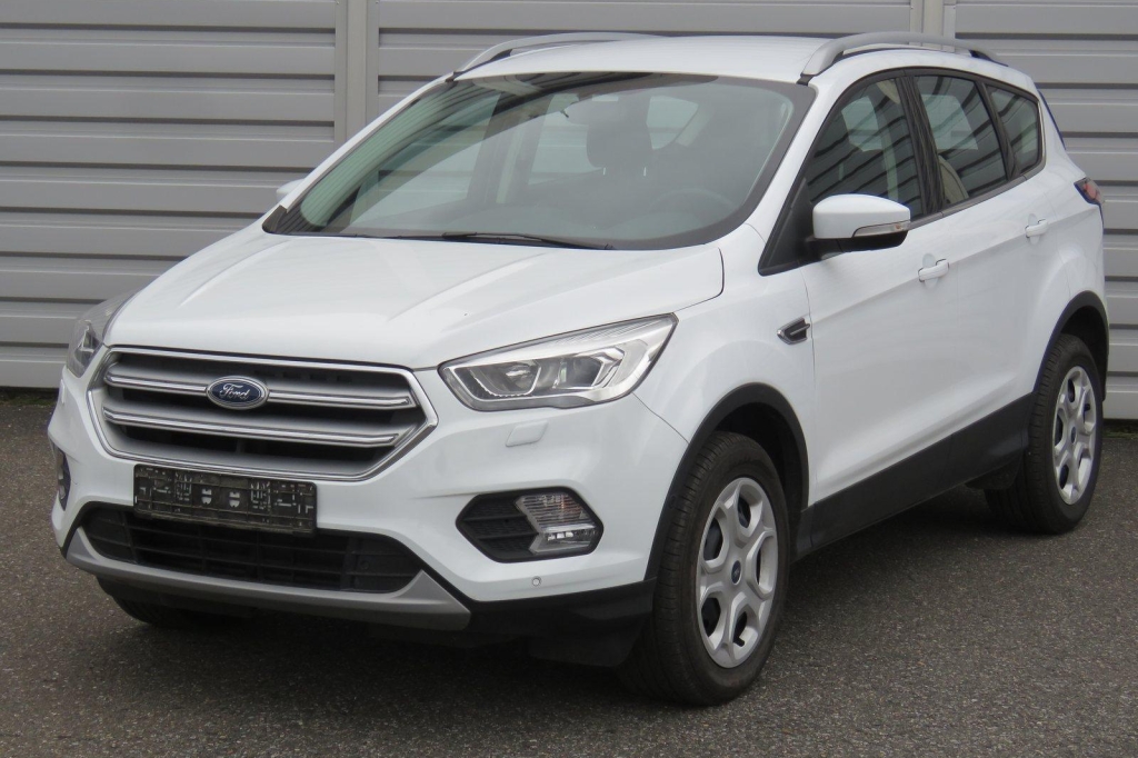 Ford Kuga 2018 фото 8