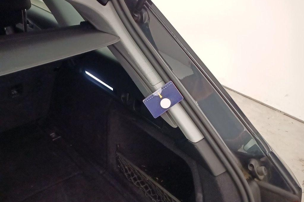 Audi A4 Avant 2017 photo 16