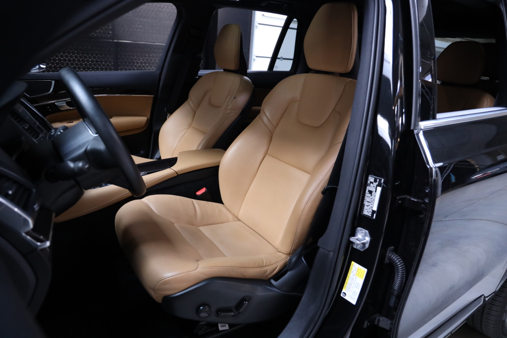 Volvo XC90 2019 photo 44
