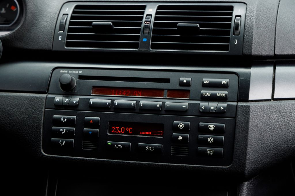 BMW 320 D 2004 photo 11