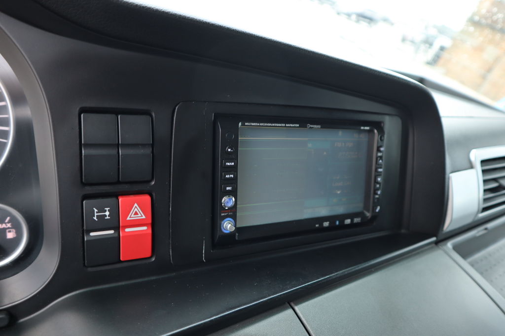 MAN TGS 18.360 2009 photo 11