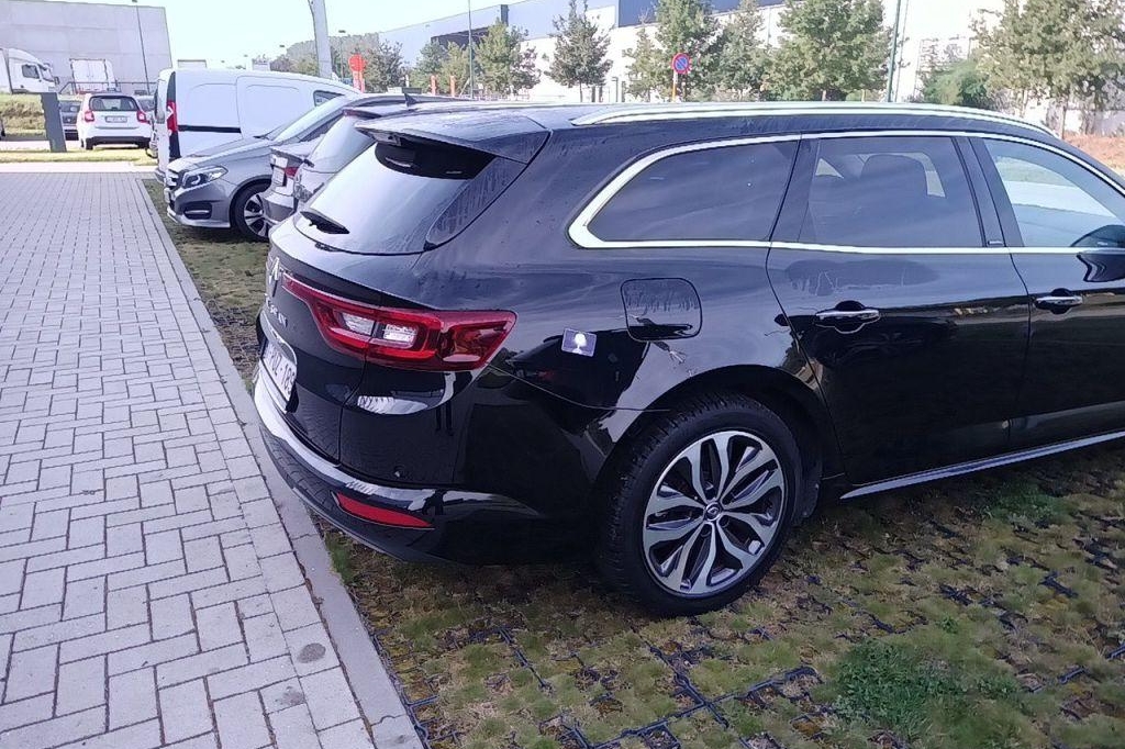 Renault Talisman Grand tour 2016 фото 35