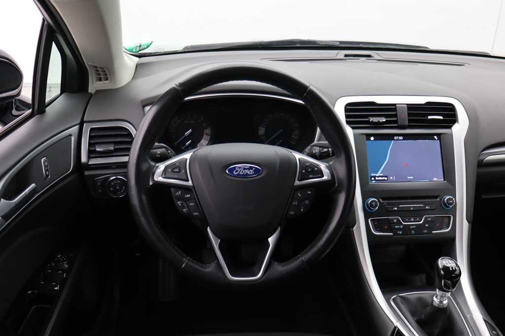 Ford Mondeo 2016 фото 6