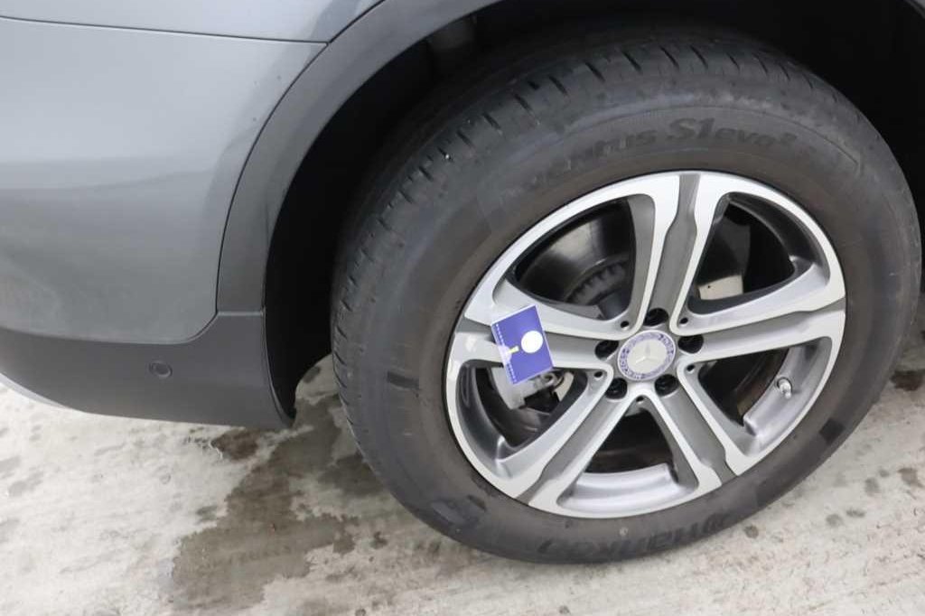 Mercedes-Benz GLC 2017 фото 19