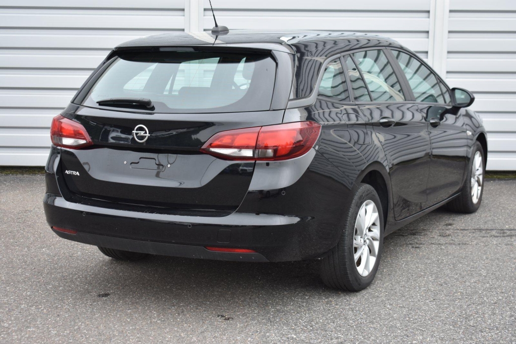 Opel Astra Sports Tourer 2019 фото 1