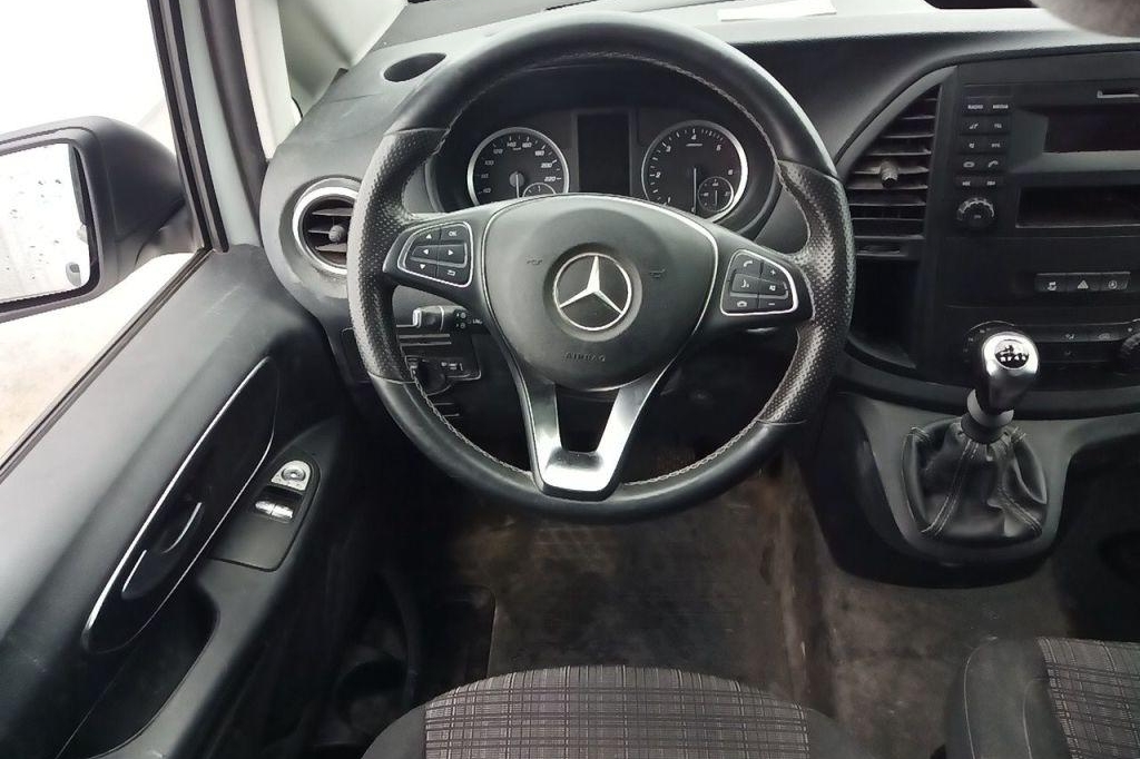 Mercedes-Benz Vito 2019 photo 5