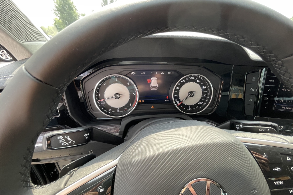 Volkswagen Touareg 2021 photo 8