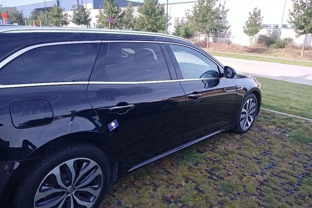 Renault Talisman Grand tour 2016 фото 26