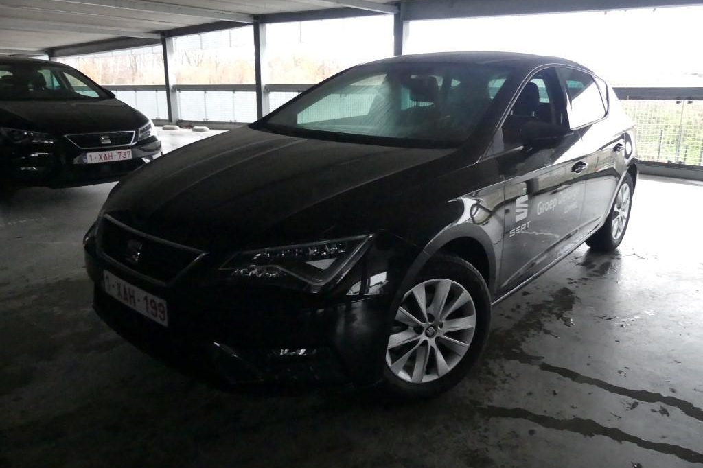 SEAT Leon 2019 photo 1