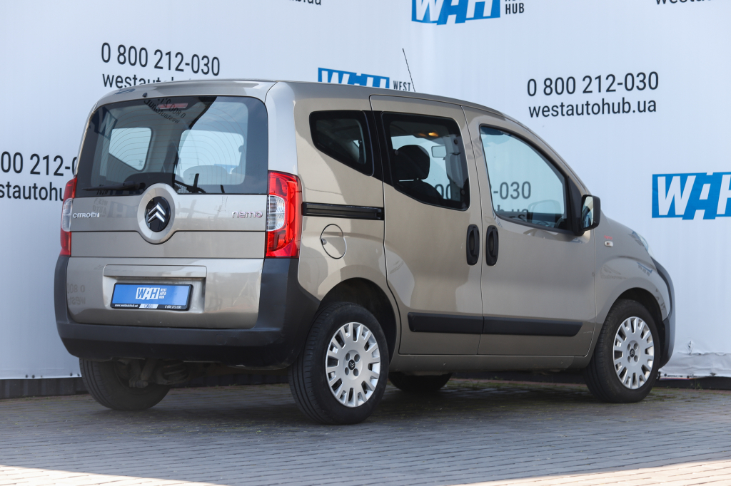 Citroen Nemo пасс. 2011 photo 27