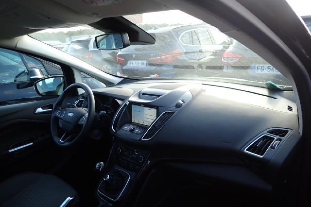 Ford C-Max 2019 фото 6