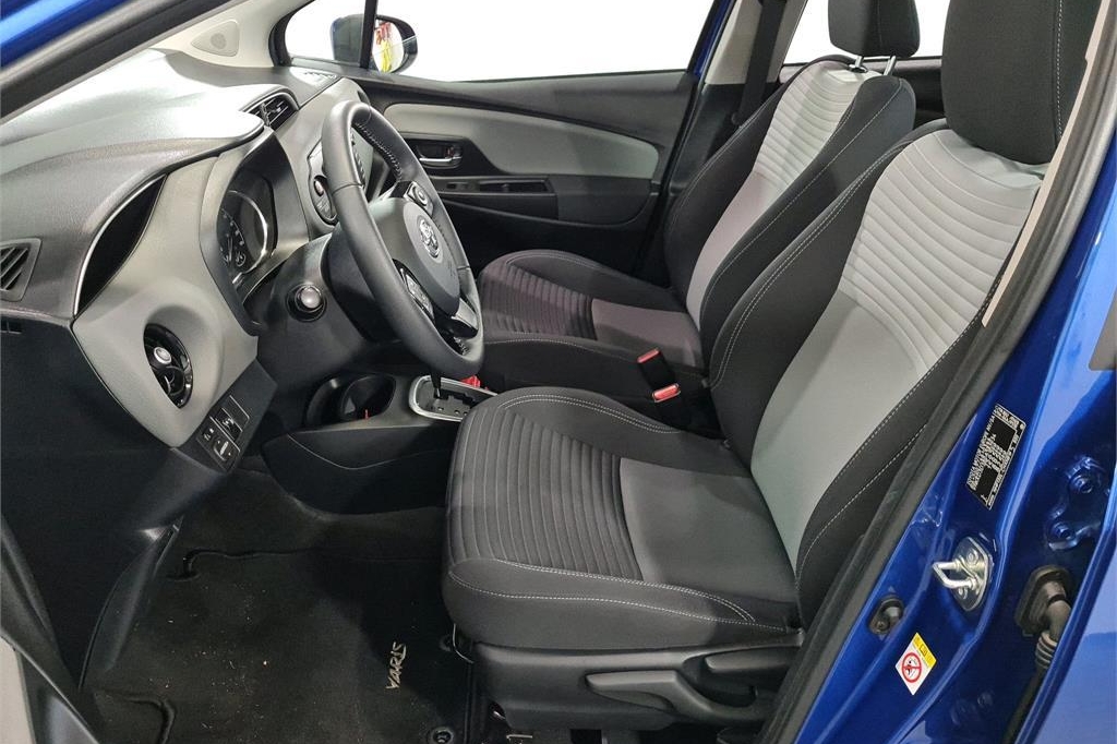 Toyota Yaris 2019 фото 5