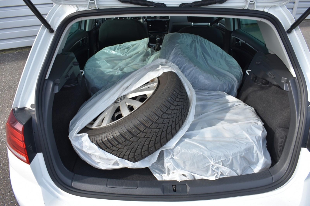 Volkswagen Golf 2018 photo 5