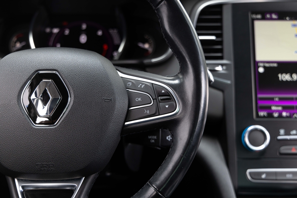 Renault Megane 2020 фото 19