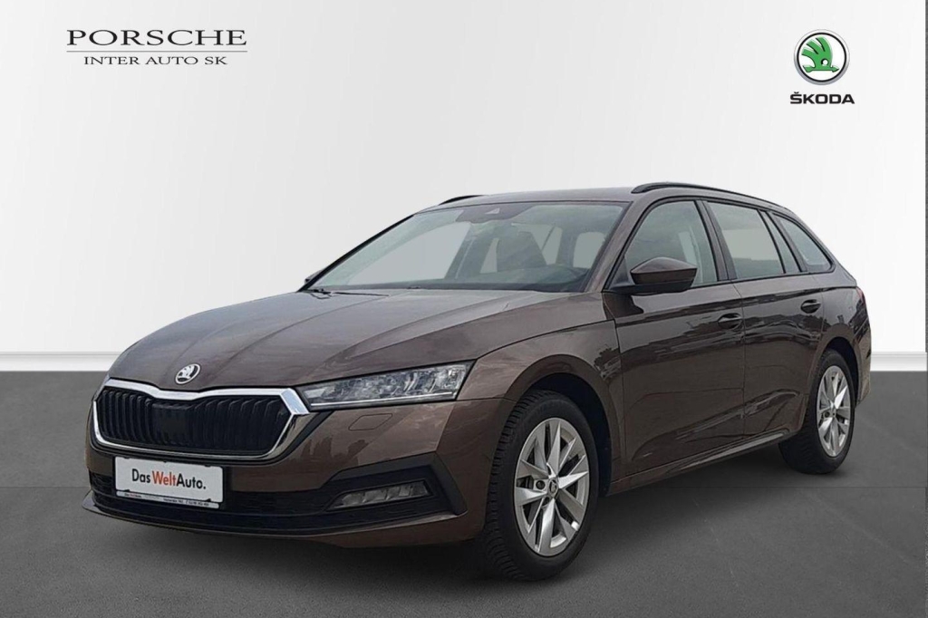 Skoda Octavia Combi 2020 фото 7
