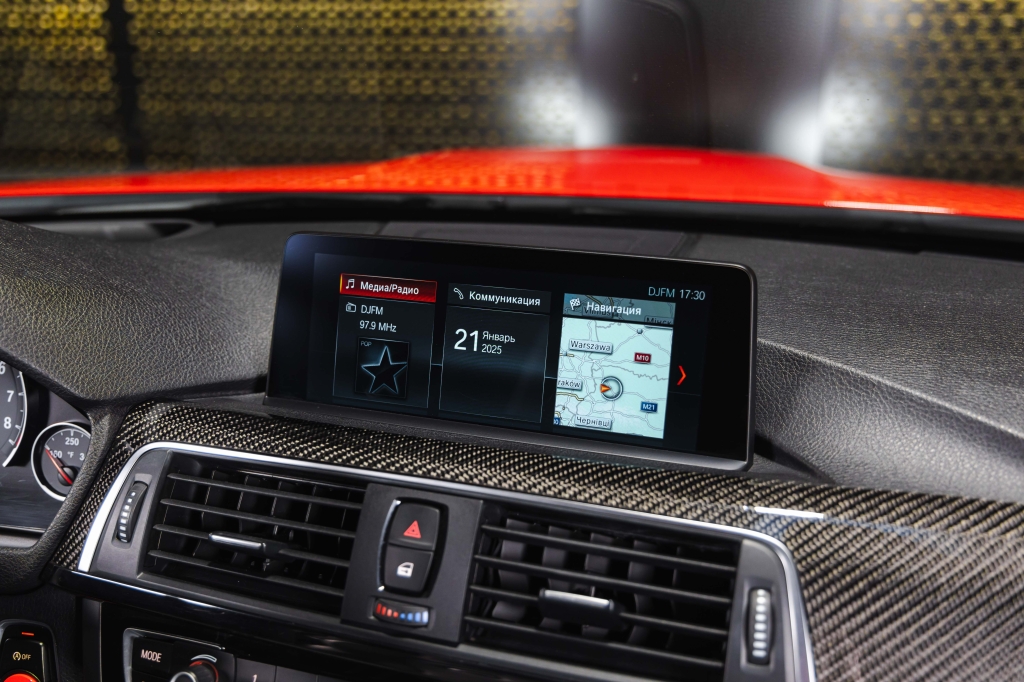 BMW M4 2015 фото 44