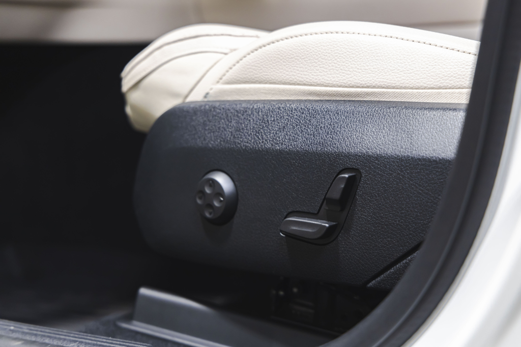 Mercedes-Benz GLC-Class 2023 фото 27