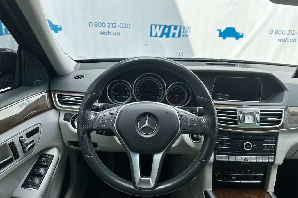 Mercedes-Benz E-Class 2015 4Matic фото 21