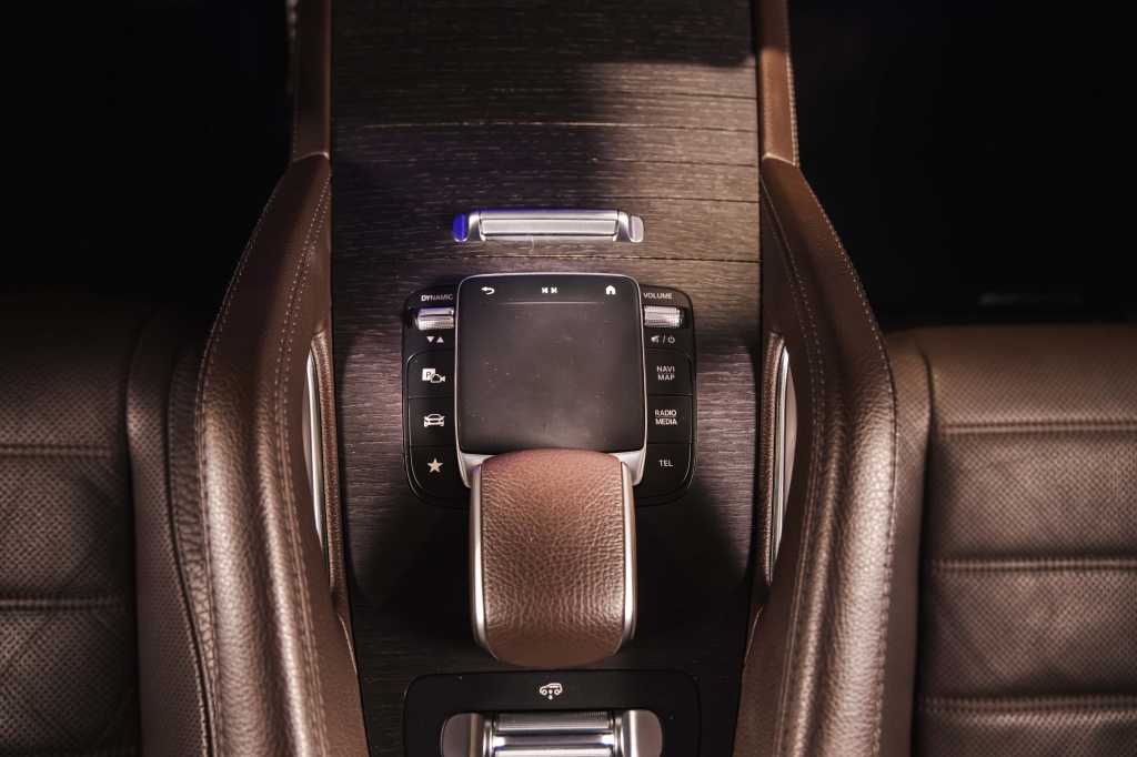 Mercedes-Benz GLS-Class 400d 2020 photo 42