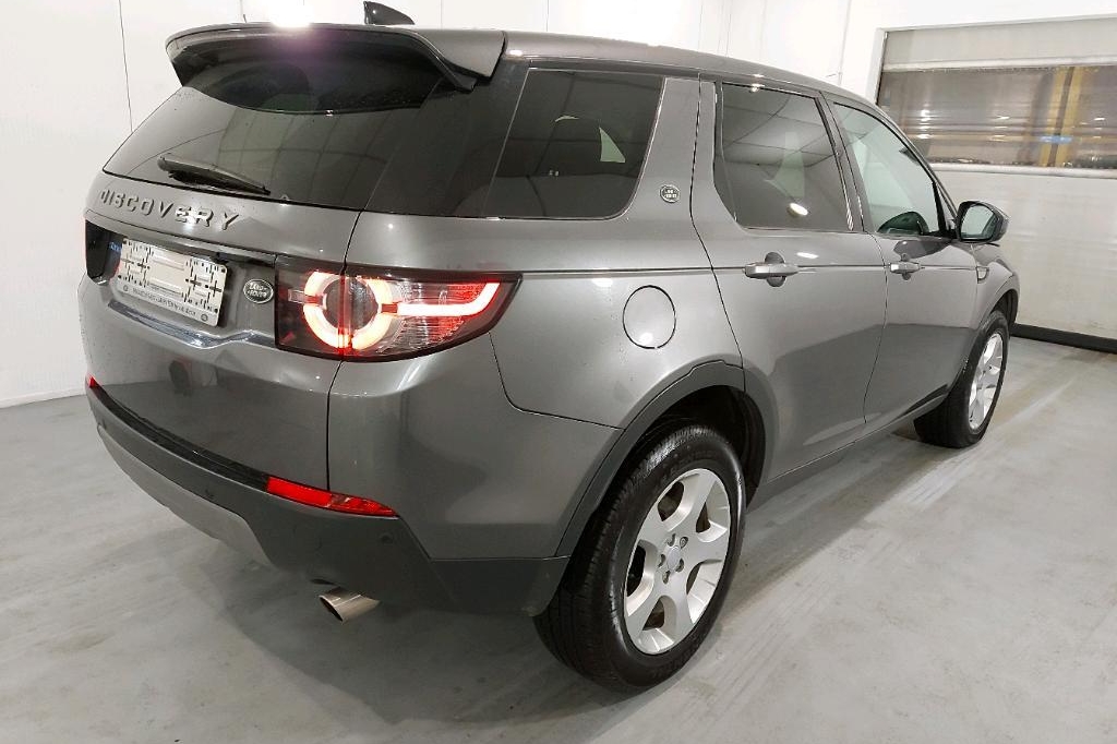 Land Rover Discovery Sport 2017 фото 5