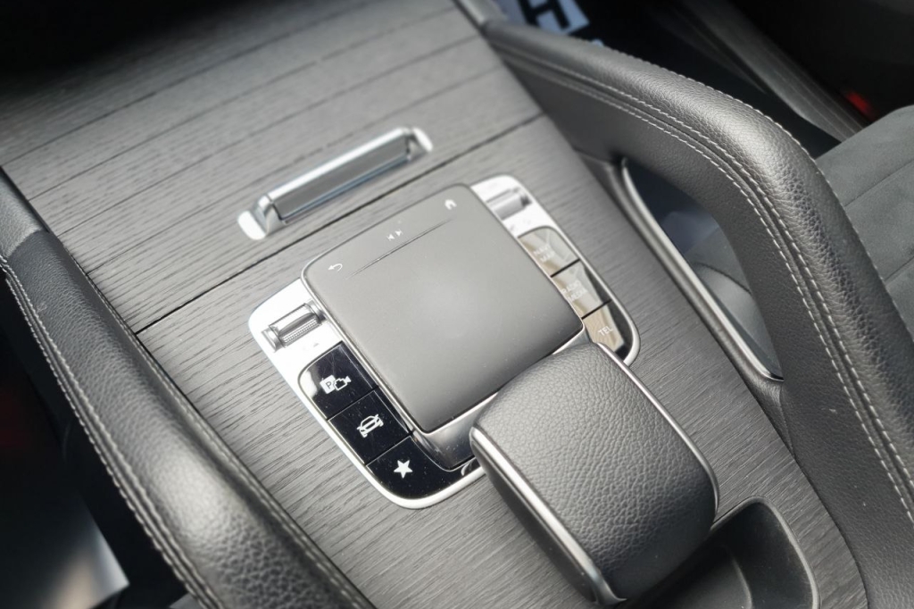 Mercedes-Benz GLE 400 2019 фото 16